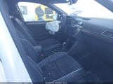 Volkswagen Tiguan 2.0T Sel R-Line 3VV4B7AX0NM050502 photo