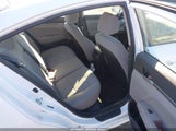 Hyundai Elantra Se 5NPD74LF1HH137144 снимка