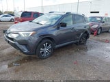 Toyota Rav4 Le JTMZFREV9JJ211935 fotografie