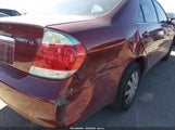 Toyota Camry Le 4T1BE32K55U004311 снимка