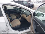 Hyundai Elantra Gt KMHD35LH9GU327020 fotografie