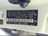 Toyota Corolla Le JTDEPMAE3NJ199789 снимка