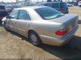 Mercedes-Benz E 320 WDBJF65J7YB004634 fotografie
