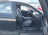 BMW 320I WBA8E1G57HNU14075 снимка