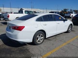 Chevrolet Malibu 1Ls 1G1ZB5ST9JF176543 fotografie