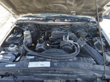 Chevrolet Blazer Ls 1GNDT13WXVK136735 fotografie