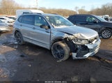 Volkswagen Tiguan 2.0T Se R-Line Black 3VV8B7AX1PM072772 снимка