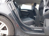 Audi A4 2.0T Premium WAUJF78K49N060278 снимка
