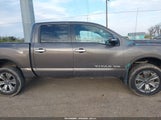 Nissan Titan Sv 1N6AA1E50JN502438 fotografie