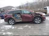 Toyota Highlander Limited Platinum V6 5TDDKRFH1FS221089 fotografie
