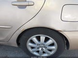 Toyota Camry Xle JTDBE32K720106975 снимка