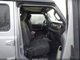 Jeep Wrangler Unlimited Sahara 4X4 1C4HJXEG8KW529033 снимка
