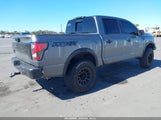 Nissan Titan Pro-4X 4X4 1N6AA1ED8MN536123 fotografie