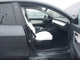 Tesla Model Y Long Range Dual Motor All-Wheel Drive 7SAYGDEE4NF447159 fotografie