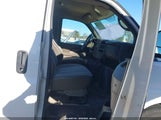 Chevrolet Express  Work Van 1GCFG15X291118589 снимка