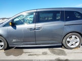 Honda Odyssey Touring/Touring Elite 5FNRL5H98BB061924 снимка
