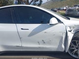 Tesla Model Y Long Range Dual Motor All-Wheel Drive 5YJYGDEE0MF181781 fotografie