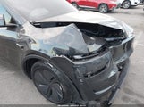 Tesla Model Y Premium Rear-Wheel Drive 7SAYGDED2TF404816 photo