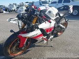 Yamaha Yzfr1 JYARN66Y8NA000768 photo