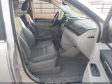 Volkswagen Routan Se 2V4RW3D13AR231000 снимка