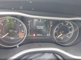 Jeep Cherokee Latitude 1C4PJLCB2EW313890 снимка