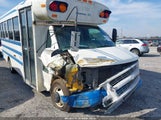Chevrolet Express Comm Cutaway 1GBJG31R821243765 снимка