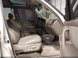 Toyota Sequoia Limited V8 5TDZT38A35S261690 fotografie