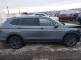 Volkswagen Tiguan 2.0T Se 3VV2B7AX3NM160905 fotografie