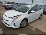 Toyota Prius Two JTDKBRFU2G3005890 снимка
