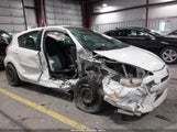 Toyota Prius C Three JTDKDTB31D1045244 снимка