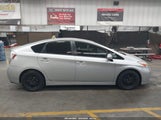 Toyota Prius Two JTDKN3DU6D5610650 снимка
