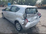 Toyota Prius C Two JTDKDTB35D1528235 снимка