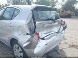 Toyota Prius C Two JTDKDTB35D1528235 снимка
