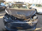 Toyota Camry Le 4T1B11HK7JU157466 photo