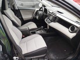 Toyota Rav4 Xle 2T3RFREV3JW750262 снимка