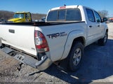 Toyota Tacoma Base V6 5TFLU4EN0EX090231 photo