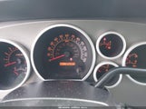 Toyota Tundra Grade 5.7L V8 5TFCY5F11AX009821 photo