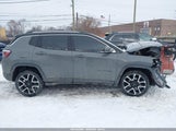 Jeep Compass Limited 4X4 3C4NJDCB1KT741450 photo