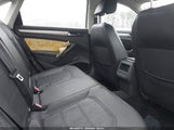 Volkswagen Passat 1.8T Wolfsburg Edition 1VWAT7A3XEC036584 снимка