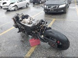 Ducati Panigale V4S ZDMDAGWWXRB011418 снимка