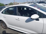 Toyota Corolla Le JTDEPMAE0MJ169468 снимка