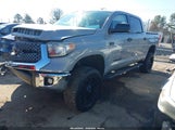 Toyota Tundra Sr5 5.7L V8 5TFDW5F10KX783618 photo