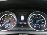 Volkswagen Golf R 4-Door W/Dcc Navigation WVWVF7AU4HW075789 fotografie