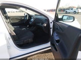 Chevrolet Malibu Fwd Lt 1G1ZD5ST5NF127503 photo
