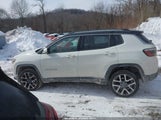 Jeep New Compass Limited 4X4 3C4NJDCB0HT666684 снимка