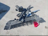 Toyota Sienna Le 8 Passenger 5TDKZ3DC7JS938239 снимка