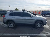 Jeep Cherokee Latitude 1C4PJLCB5GW168038 снимка