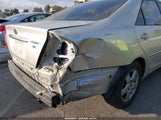 Toyota Camry Xle JTDBE32K440263589 снимка