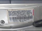 Toyota Camry Le JT2BG22K110597586 снимка