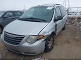 Chrysler Town & Country Touring 2A4GP54L17R160474 снимка